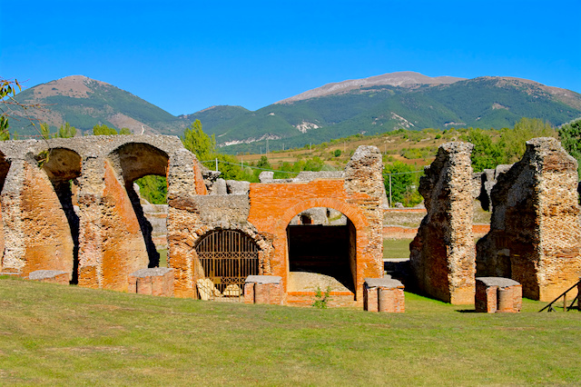 Terni Roadtrip, Italië